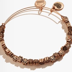 Alex and Ani paw print beaded bracelet in Rose Gold (new unopened)